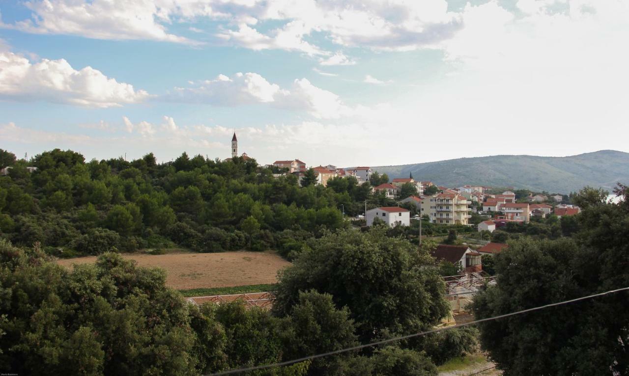 Apartmani Nada Seget Vranjica Exterior photo
